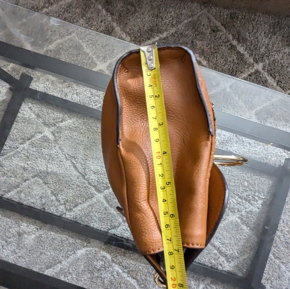 New GUESS Fynn Crossbody Flap Purse Bag. This bag is very pretty.It's everything - Picture 13 of 14